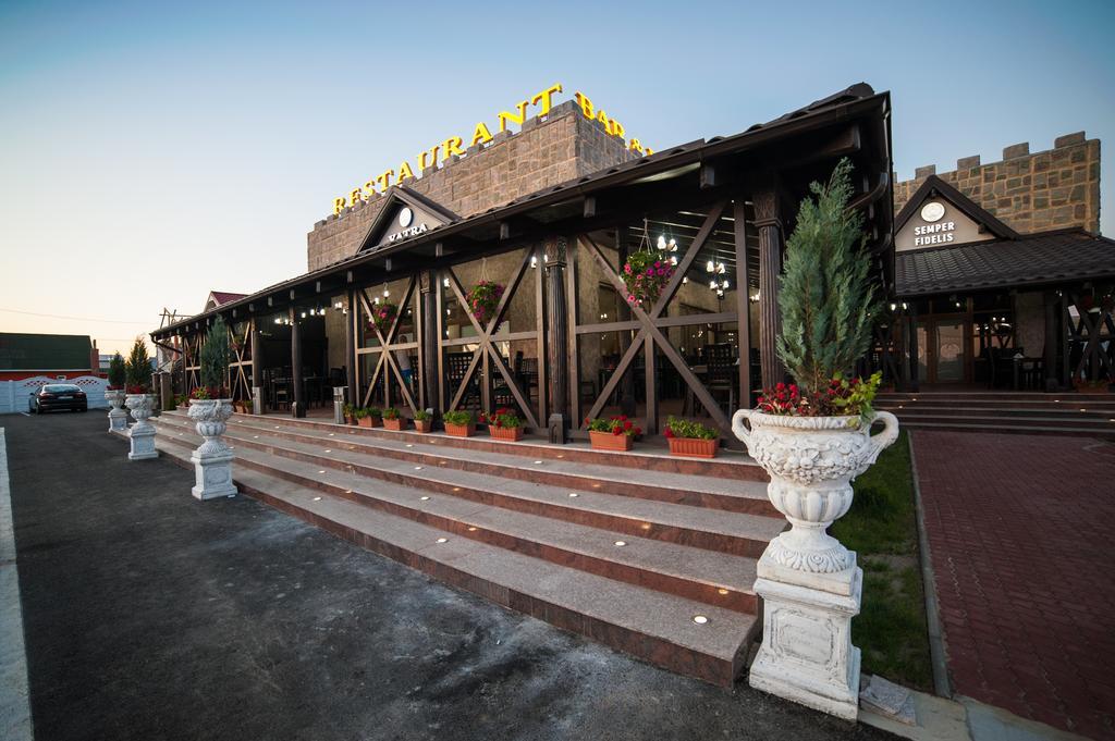 Vatra Romana Bed and Breakfast Răcarii de Jos Exteriör bild